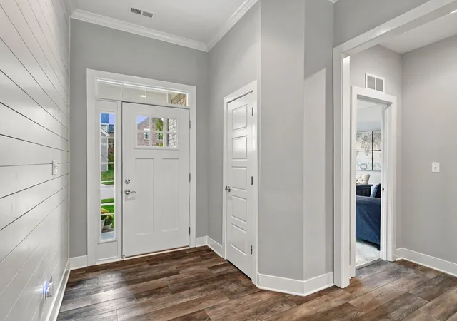 Photo 4 of Single family home for sale at 656 Sunny Landing Trl, Lexington, KY 40515 | MLS# 26028589 | Listing updated on 2026-10-22
