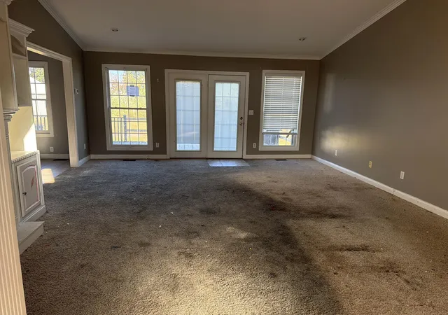 Photo 3 of Single family home for sale at 220 S Old Madisonville St, Crofton, KY 42217 | MLS# 26028392 | Listing updated on 2026-10-15