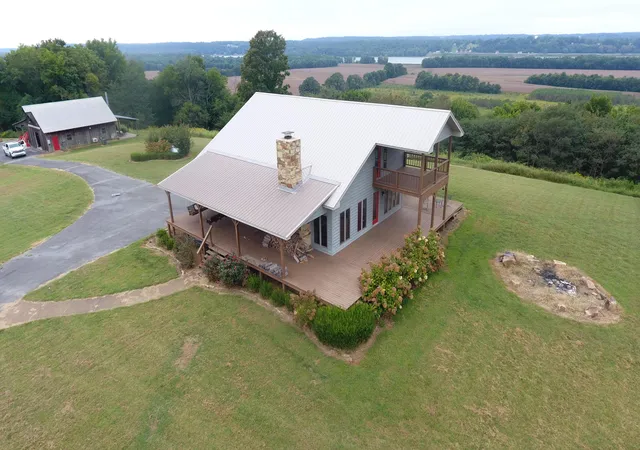 Photo 1 of House for sale at 1989 River Rd, Smithland, KY 42081 | MLS# 26028291 | Listing updated on 2026-10-13