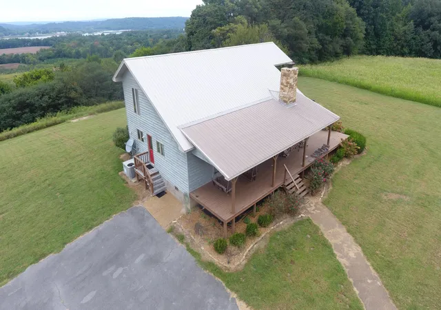 Photo 3 of House for sale at 1989 River Rd, Smithland, KY 42081 | MLS# 26028291 | Listing updated on 2026-10-13