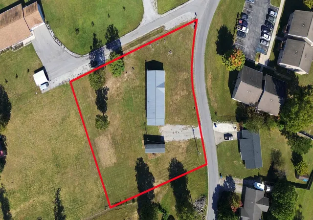 Photo 4 of Sale Pending at 401 Meadows Grv Rd, Pine Knot, KY 42635 | MLS# 26028351 | Listing updated on 2026-10-16