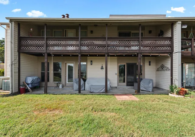Photo 2 of Condo for sale at 328 Champion Hills Rd #2B, Kuttawa, KY 42055 | MLS# 26028910 | Listing updated on 2026-10-19