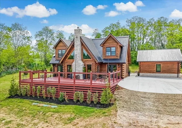 Photo 2 of Sale Pending at 270 Sellers Ml Rd, Versailles, KY 40383 | MLS# 26028667 | Listing updated on 2026-10-20