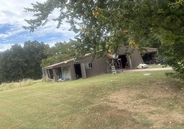 Photo 4 of Single family home for sale at 2310 Main St, Benton, KY 42025 | MLS# 26028896 | Listing updated on 2026-10-19