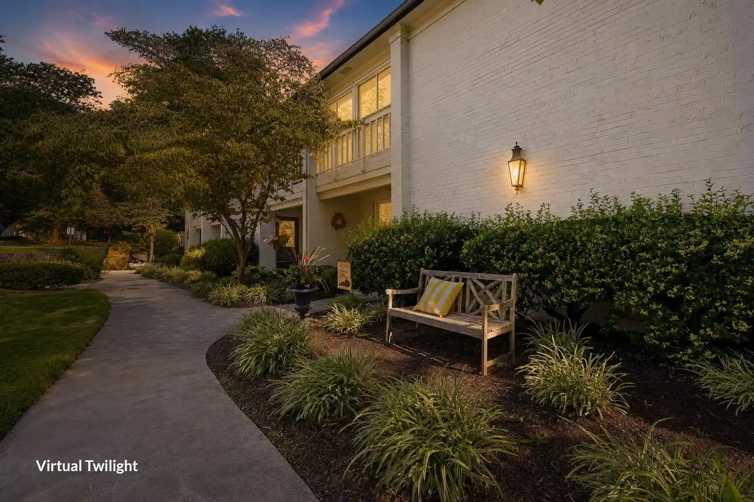 Listing Photo 2 - Condo for sale in 395 Redding Rd located at 395 Redding Rd, Lexington, KY 40517 - Unit #41