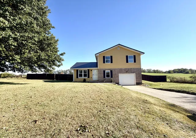 Photo 1 of Sale Pending at 206 Battle Rd, Mackville, KY 40040 | MLS# 26028395 | Listing updated on 2026-10-30