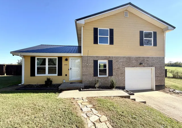 Photo 2 of Sale Pending at 206 Battle Rd, Mackville, KY 40040 | MLS# 26028395 | Listing updated on 2026-10-30