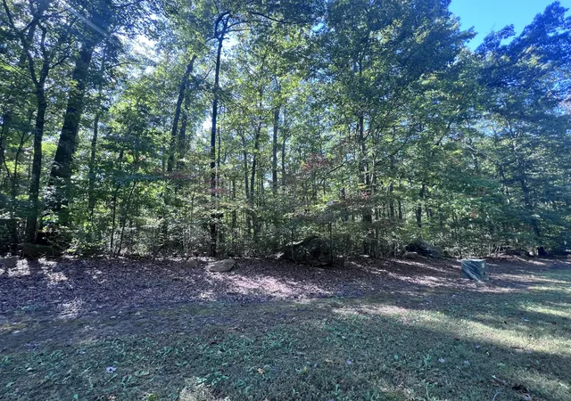 Photo 1 of Land for sale at 28 Brush Mountain Cir, Miracle, KY 40856 | MLS# 26028387 | Listing updated on 2026-10-14