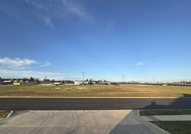 Photo 1 of Land for sale at 232 Pauline Dr, Berea, KY 40403 | MLS# 26028393 | Listing updated on 2026-10-14