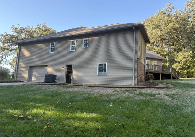 Photo 2 of Single family home for sale at 149 Streetland Dr, Cadiz, KY 42211 | MLS# 26028401 | Listing updated on 2026-10-14