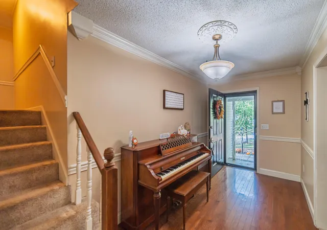 Photo 3 of Single family home for sale at 222 Sir Charles Ct, Calvert City, KY 42029 | MLS# 26028652 | Listing updated on 2026-10-19