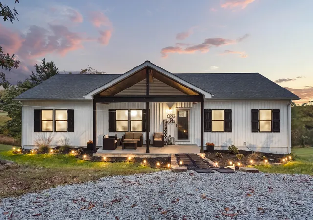 Photo 1 of Single family home for sale at 1980 Dryden Rd, Sadieville, KY 40370 | MLS# 26028411 | Listing updated on 2026-10-28