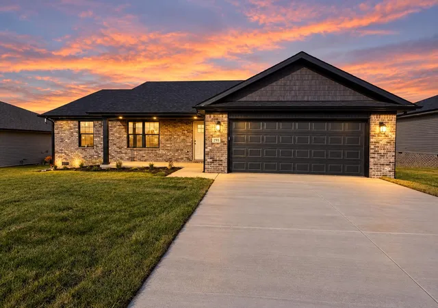 Photo 1 of Single family home for sale at 291 Stoney Crk Way, Berea, KY 40403 | MLS# 26028446 | Listing updated on 2026-10-16