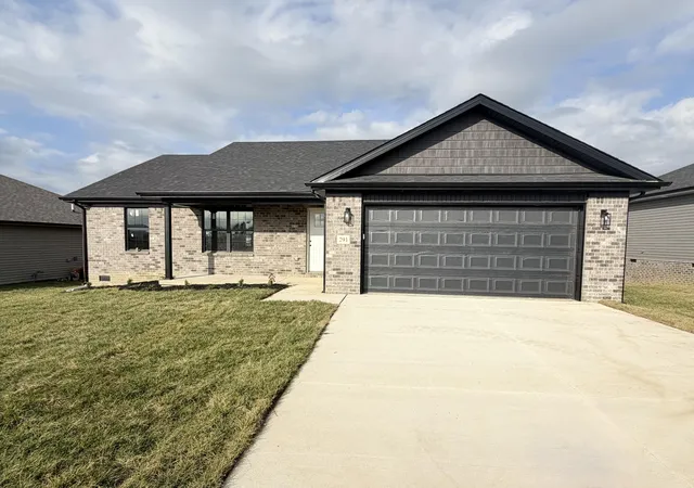 Photo 2 of Single family home for sale at 291 Stoney Crk Way, Berea, KY 40403 | MLS# 26028446 | Listing updated on 2026-10-16