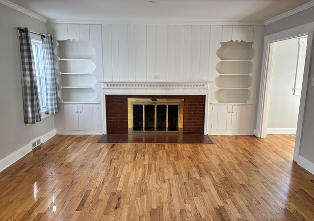 Photo 3 of Single family home for sale at 18 Ashmore Dr, Frankfort, KY 40601 | MLS# 26028465 | Listing updated on 2026-10-16