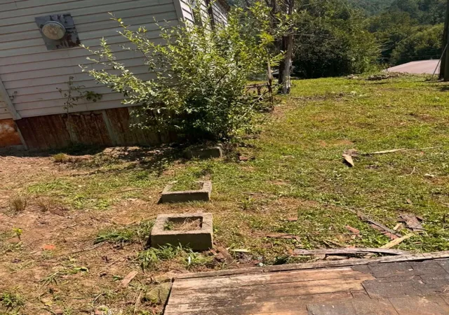 Photo 3 of Single family home for sale at 412 Bowen Ln, Inez, KY 41224 | MLS# 26028461 | Listing updated on 2026-10-14