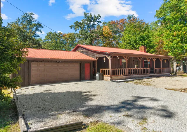 Single family home for sale at 298 Deer Park Dr, Wellington, KY 40387 | MLS# 26028692
