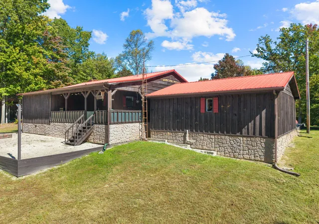 Photo 3 of Single family home for sale at 298 Deer Park Dr, Wellington, KY 40387 | MLS# 26028692 | Listing updated on 2026-10-16