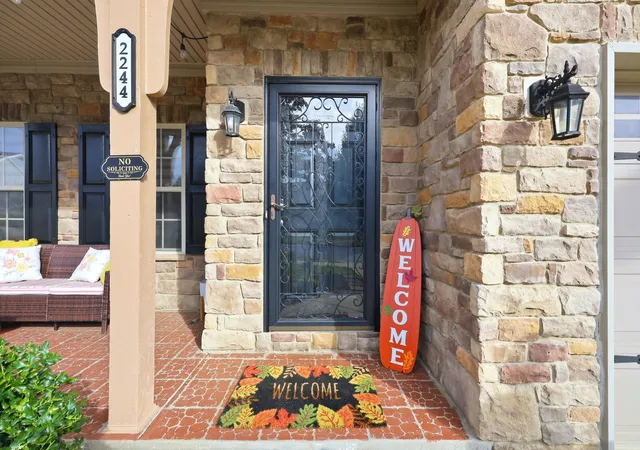 Photo 2 of Single family home for sale at 2244 Walcot Way, Lexington, KY 40511 | MLS# 26028730 | Listing updated on 2026-10-19