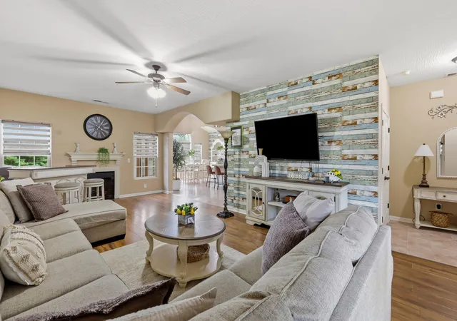 Photo 3 of Single family home for sale at 2244 Walcot Way, Lexington, KY 40511 | MLS# 26028730 | Listing updated on 2026-10-19
