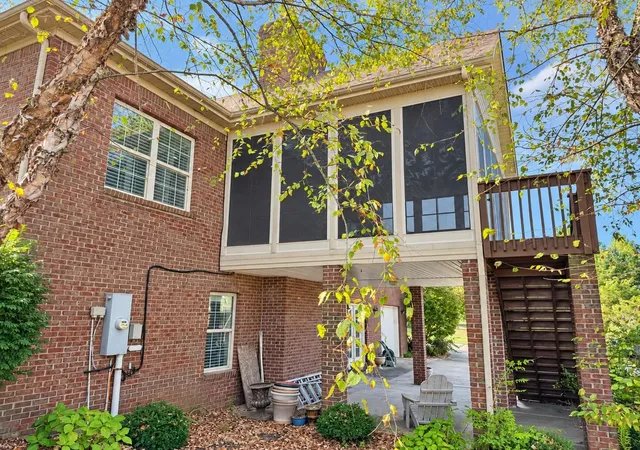 Photo 2 of Single family home for sale at 131 Teal Ln, Winchester, KY 40391 | MLS# 26028684 | Listing updated on 2026-10-16