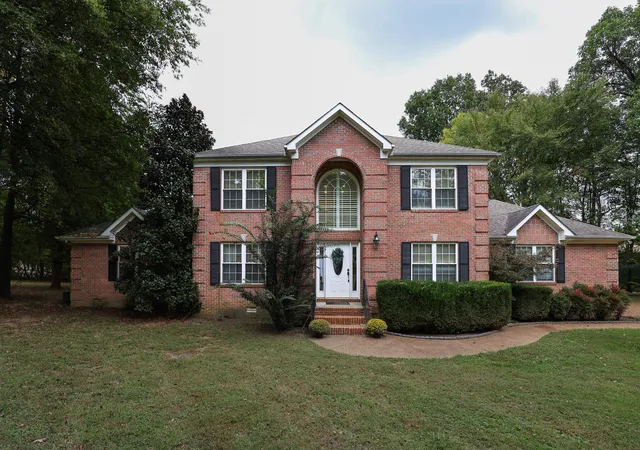 Photo 1 of Single family home for sale at 147 Mulberry Pl, Paducah, KY 42001 | MLS# 26028707 | Listing updated on 2026-10-16