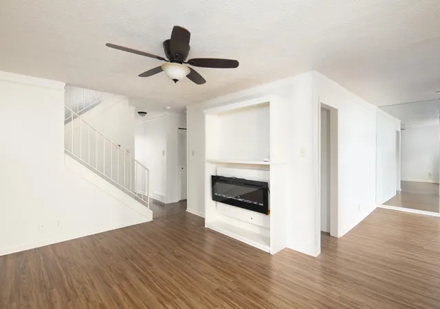 Photo 3 of Townhouse for sale at 3330 Montavesta Rd, Lexington, KY 40502 | MLS# 26029010 | Listing updated on 2026-10-21