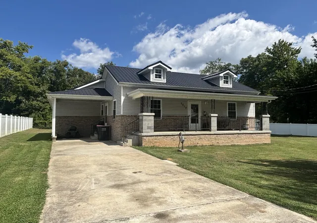 Photo 1 of Single family home for sale at 5619 Pembroke Fairview Rd, Pembroke, KY 42266 | MLS# 26028532 | Listing updated on 2026-10-14