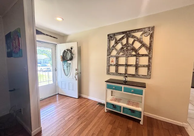Photo 3 of Single family home for sale at 5619 Pembroke Fairview Rd, Pembroke, KY 42266 | MLS# 26028532 | Listing updated on 2026-10-14