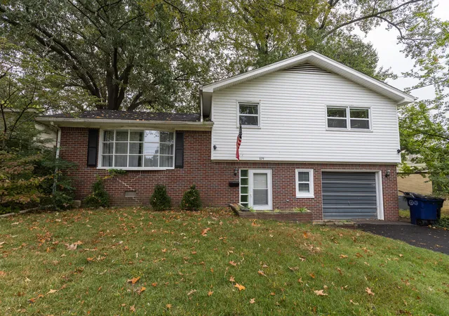 Photo 1 of Single family home for sale at 624 N 24th Street, Paducah, KY 42001 | MLS# 26028711 | Listing updated on 2026-10-20