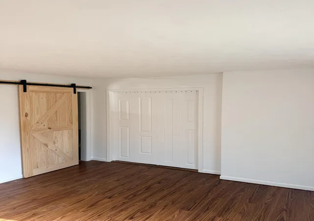 Photo 2 of Single family home for sale at 957 Darda Ct, Lexington, KY 40515 | MLS# 26028588 | Listing updated on 2026-10-19