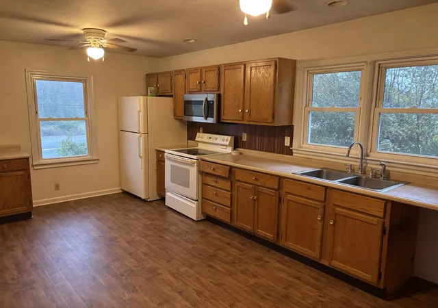 Photo 3 of Single family home for sale at 19 Vicky Way, Frankfort, KY 40601 | MLS# 26028598 | Listing updated on 2026-10-19