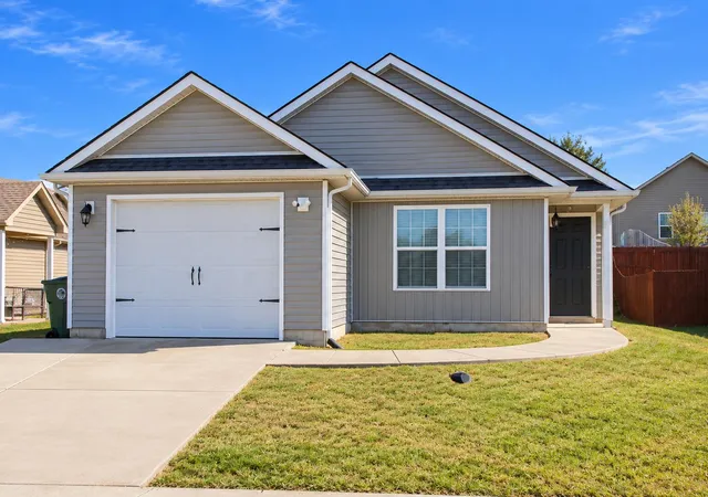 Photo 2 of Single family home for sale at 159 John Davis Dr, Georgetown, KY 40324 | MLS# 26028649 | Listing updated on 2026-10-19