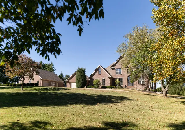 Photo 1 of Mansion for sale at 4465 Todds Rd, Lexington, KY 40509 | MLS# 26028751 | Listing updated on 2026-10-16