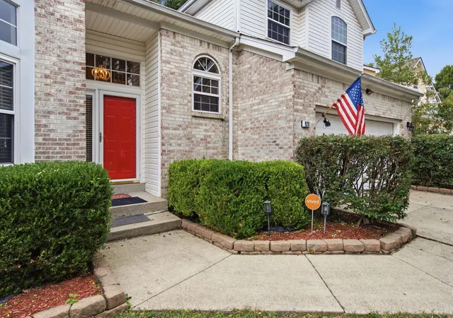 Photo 3 of Single family home for sale at 920 Quarter Horse Ct, Lexington, KY 40503 | MLS# 26028744 | Listing updated on 2026-10-21