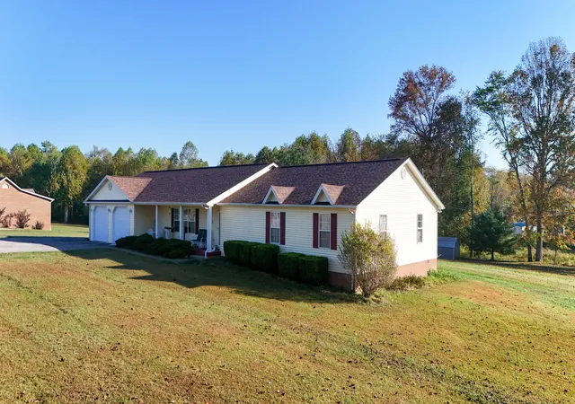 Photo 1 of Single family home for sale at 555 Old Union Church Rd, London, KY 40744 | MLS# 26028619 | Listing updated on 2026-10-15