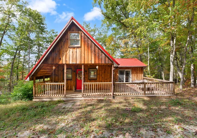 Photo 1 of Sale Pending at 192 Parsons Ln, Wellington, KY 40387 | MLS# 26028813 | Listing updated on 2026-10-19