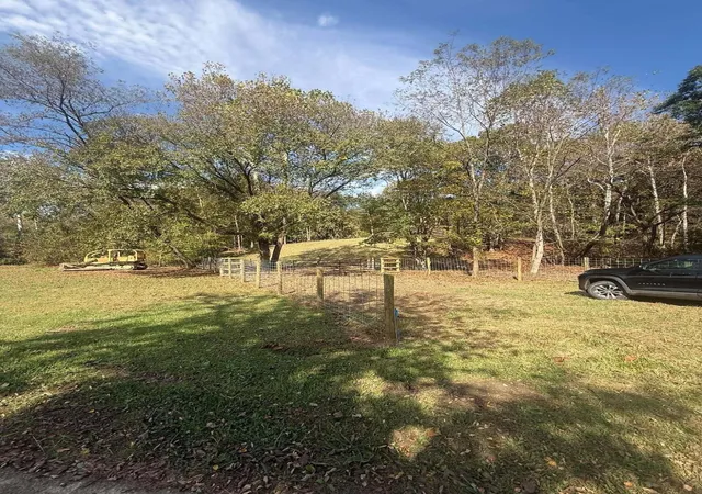 Photo 1 of Land for sale at 0 Norman Rd, Jeffersonville, KY 40337 | MLS# 26028636 | Listing updated on 2026-10-15