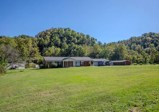 Photo 1 of Single family home for sale at 2628 Falcon Rd, Salyersville, KY 41465 | MLS# 26029027 | Listing updated on 2026-10-20