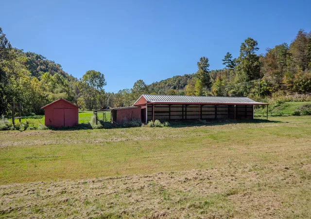 Photo 3 of Single family home for sale at 2628 Falcon Rd, Salyersville, KY 41465 | MLS# 26029027 | Listing updated on 2026-10-20