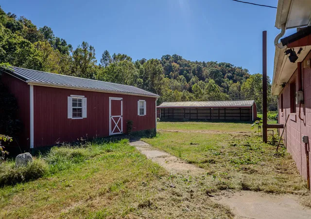 Photo 4 of Single family home for sale at 2628 Falcon Rd, Salyersville, KY 41465 | MLS# 26029027 | Listing updated on 2026-10-20