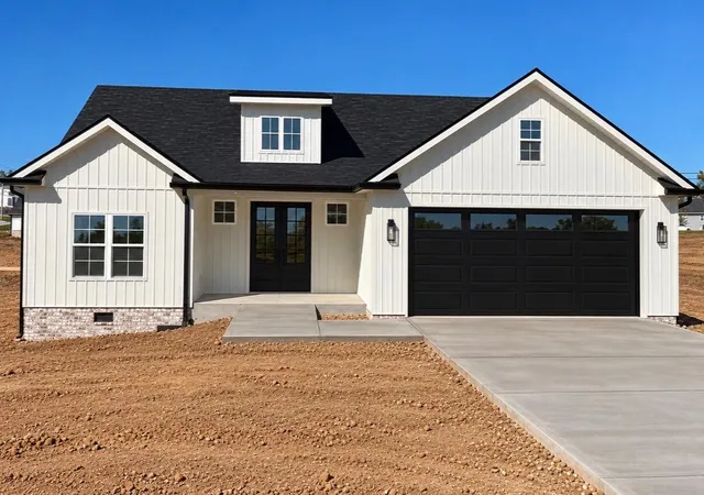 Photo 1 of Single family home for sale at 587 Harvest Ln, Harrodsburg, KY 40330 | MLS# 26028720 | Listing updated on 2026-10-16