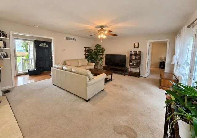 Photo 3 of Single family home for sale at 223 Ashley Camp Rd, Harrodsburg, KY 40330 | MLS# 26028704 | Listing updated on 2026-10-16