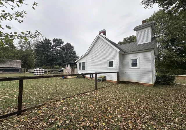 Photo 3 of Single family home for sale at 14195 Kentucky 672, Princeton, KY 42445 | MLS# 26028718 | Listing updated on 2026-10-16