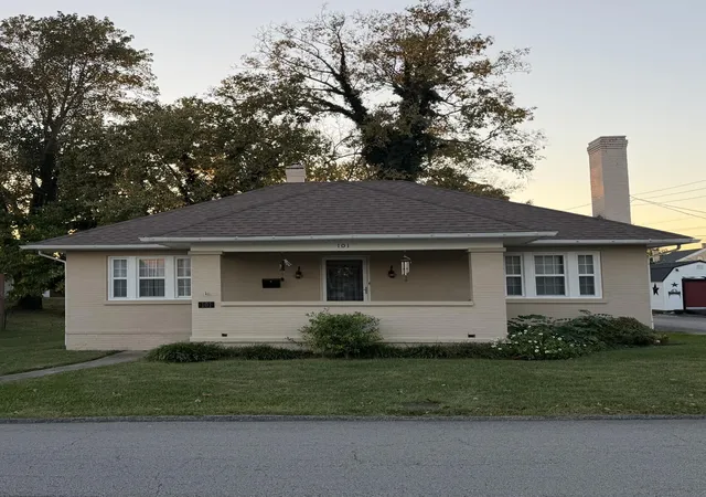 Photo 1 of Sale Pending at 101 N Paulding St, Lancaster, KY 40444 | MLS# 26028840 | Listing updated on 2026-10-20