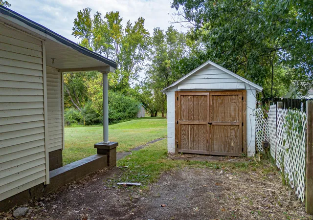 Photo 4 of Single family home for sale at 629 E Depot St, Marion, KY 42064 | MLS# 26028731 | Listing updated on 2026-10-16