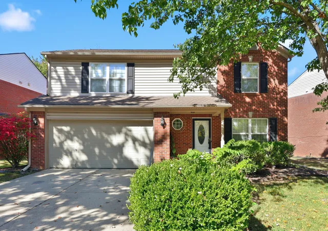 Single family home for sale at 2085 Allegheny Way, Lexington, KY 40513 | MLS# 26028776