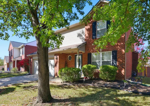 Photo 1 of Single family home for sale at 2085 Allegheny Way, Lexington, KY 40513 | MLS# 26028776 | Listing updated on 2026-10-17
