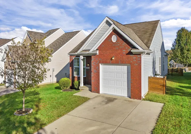 Photo 3 of Sale Pending at 120 Thorndale Dr, Georgetown, KY 40324 | MLS# 26028766 | Listing updated on 2026-10-20
