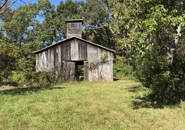 Photo 3 of House for sale at 3350 Bald Hl Rd, Carlisle, KY 40311 | MLS# 26028948 | Listing updated on 2026-10-20